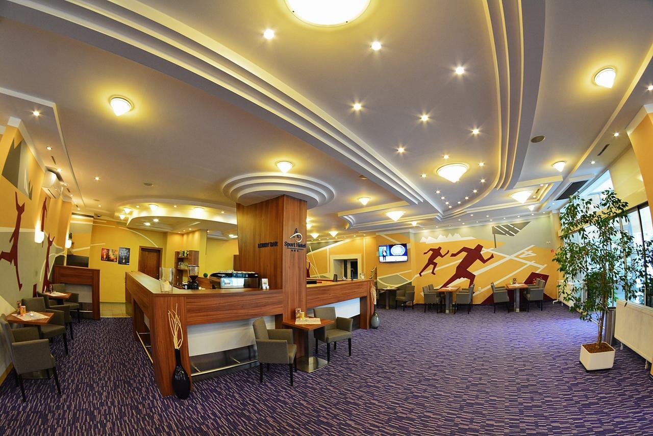 Alexandra Sport Hotel Púchov Extérieur photo